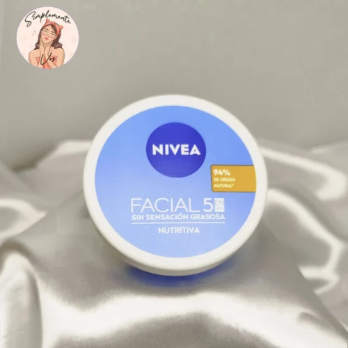 NIVEA Facial 5 en 1 Nutritiva